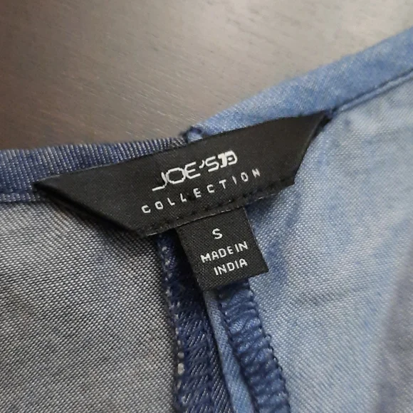 Joe's Jeans Rita Chambray Sleeveless Blouse - Picture 4 of 6